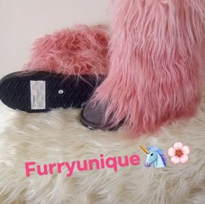 FurryUniqueBootz